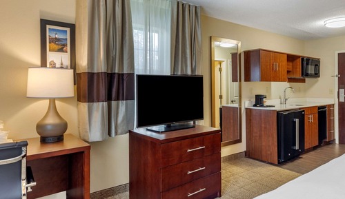 Suite, 1 King Bed, Non Smoking