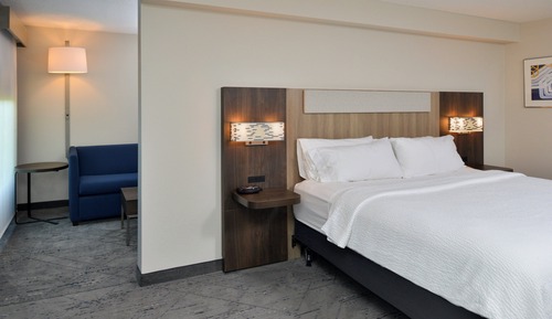 Suite, 1 King Bed