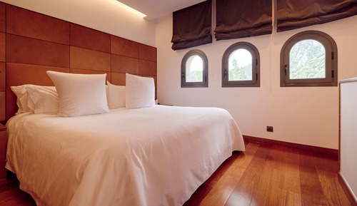 Room (Tower) (2 Adults)
