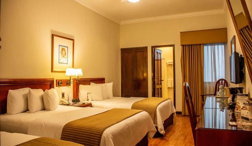 Standard Room, Multiple Beds, Non Smoking