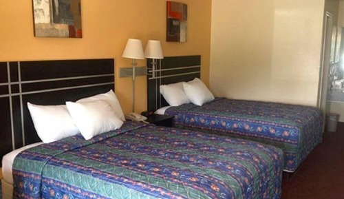 Standard Room, 2 Queen Beds, Non Smoking