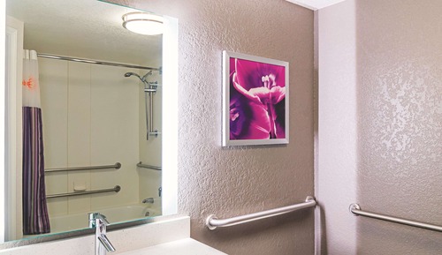 Room, 2 Double Beds, Accessible, Non Smoking (Mobility/Hearing Accessible)