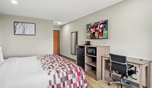 Deluxe Room, 1 King Bed, Non Smoking