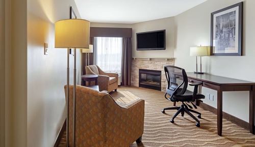 Suite, 1 King Bed, Non Smoking, Jetted Tub