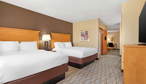 Suite, Multiple Beds, Non Smoking, Refrigerator & Microwave (with Sofabed)