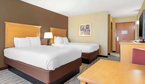 Standard Room, 2 Queen Beds, Non Smoking, Refrigerator & Microwave