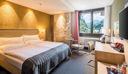 Standard Room, 1 King Bed