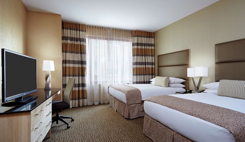 Suite, 2 Queen Beds, Kitchenette