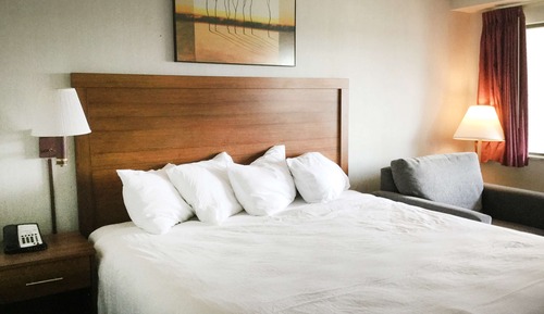 Room, 1 King Bed, Accessible, Non Smoking (Mobility)