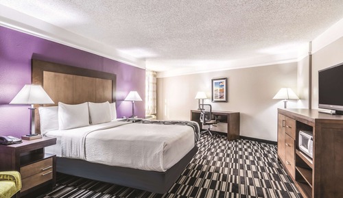 Studio Suite, 1 King Bed, Non Smoking