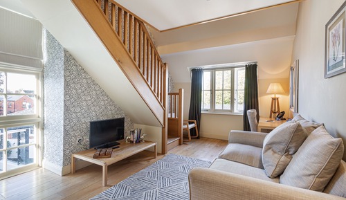 Deluxe Loft Room