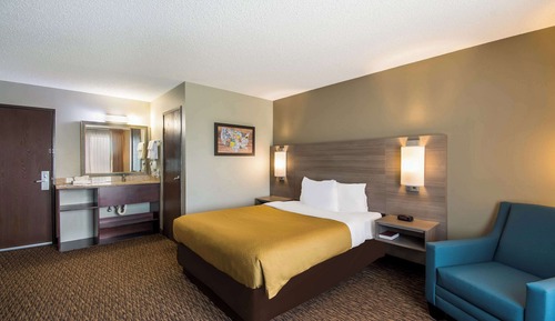 Standard Room, 1 Queen Bed, Non Smoking