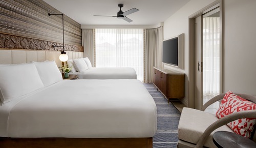 Suite, 2 Double Beds, Mobility Accessible (Tub with grab bars. Mountainside)