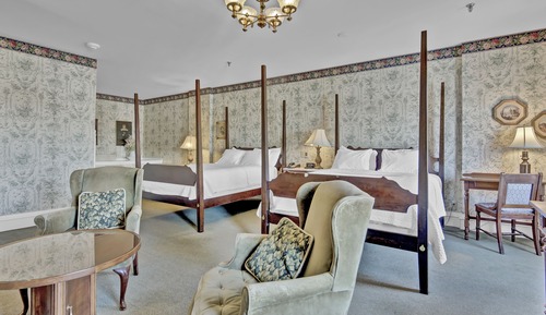 Premium 2 Queen Riverside
