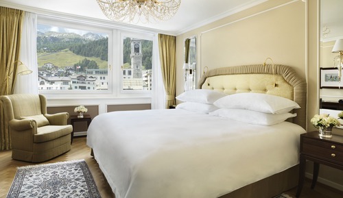 Deluxe Double Room (village side)