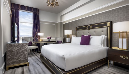 Fairmont Gold Deluxe City View 2 Queen