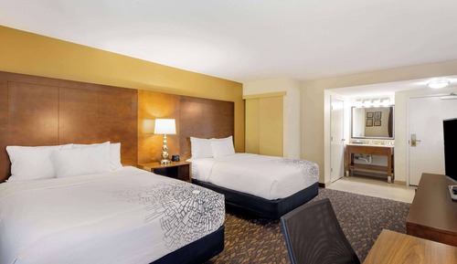 Standard Room, 2 Queen Beds, Non Smoking
