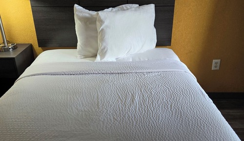 Double Room, 2 Double Beds