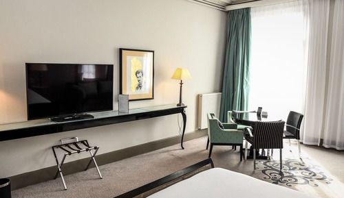 Family Room, 1 King Bed with Sofa bed, Sea View