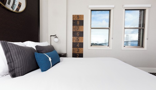 Room, 1 King Bed (Waterfront)