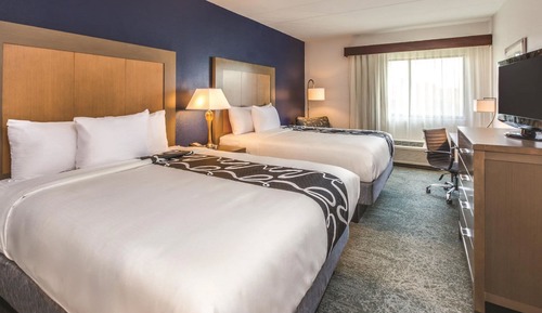 Room, 2 Queen Beds, Non Smoking