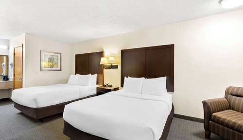 Standard Room, 2 Queen Beds, Non Smoking