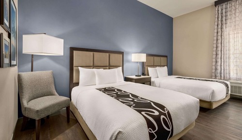 Room, 2 Queen Beds, Accessible, Non Smoking (Mobility)
