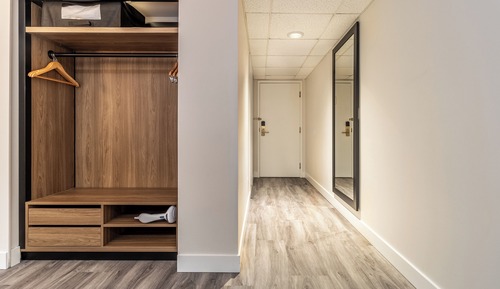 One Queen Bed Interior