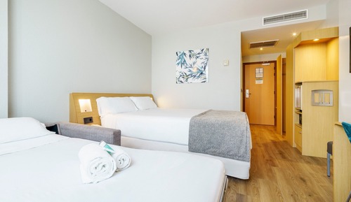 Triple Room