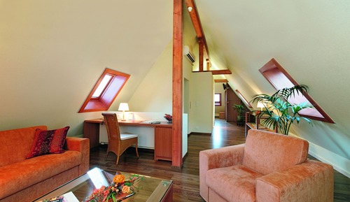 Pent Suite