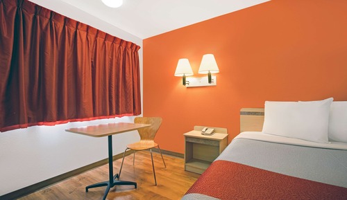 Standard Room, 1 Queen Bed, Non Smoking