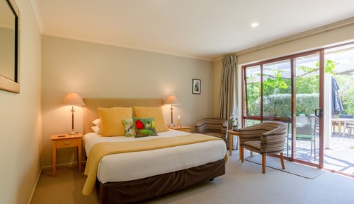 The Fantail Suite
