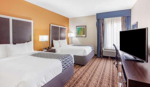 Room, 2 Queen Beds, Accessible, Non Smoking (Mobility,Hearing,Tub w/Grab Bars)