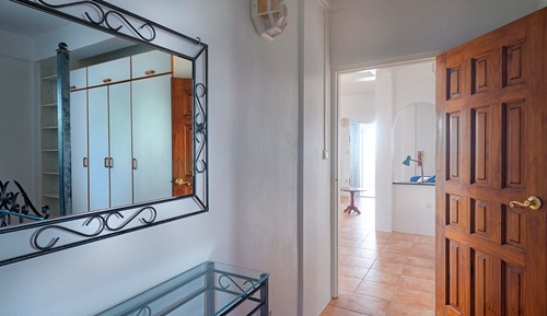 Sea Breeze, 2 Bedroom Apartment