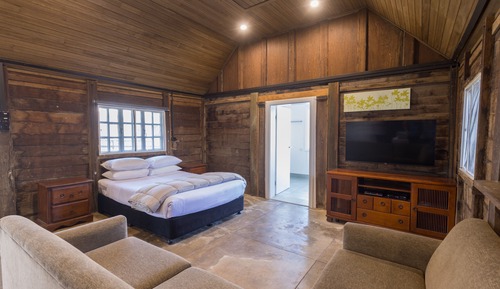 Log Cabin