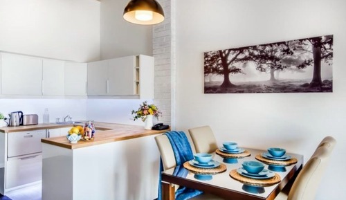 Superior Apartment, Lake View