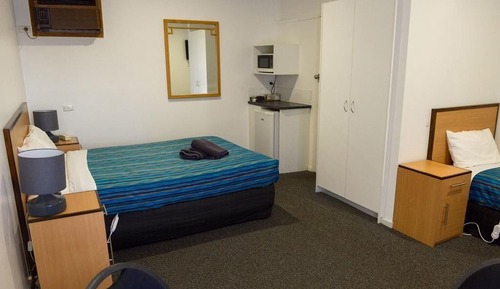 Triple Room
