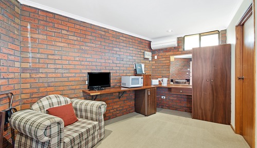 Family Room Plus