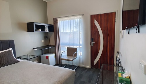 Queen Room
