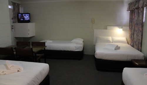 Medium Family Room (2 Double and 2 Single Bed)