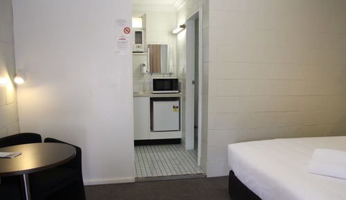 Standard Queen Room