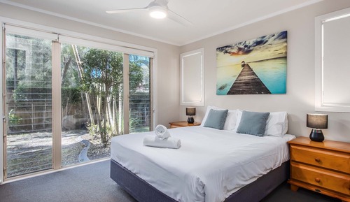 Hastings Cove 2 - Two Bedroom Ground Floor Garden Apartment