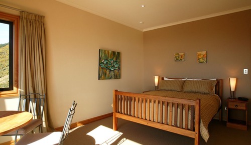 Standard Suite, 1 Bedroom, Non Smoking (Pukeko)