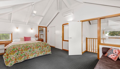 Deluxe Apartment, 1 King Bed, Park View