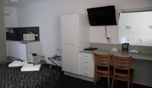 Executive Suite, 1 Bedroom, Non Smoking, Kitchenette