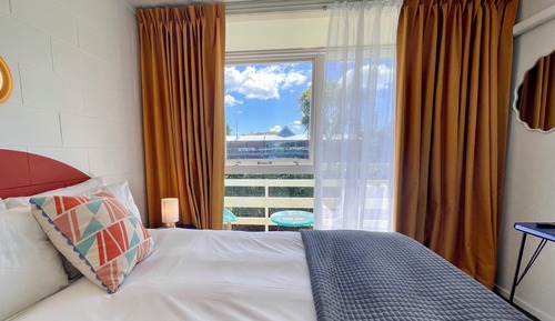 Deluxe Suite, 1 Bedroom, Garden View