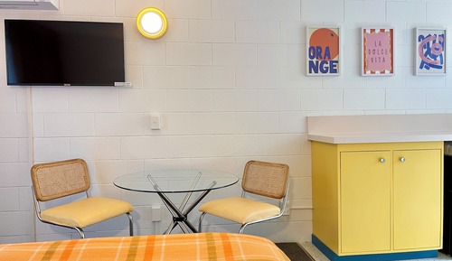 Deluxe Studio, Kitchenette