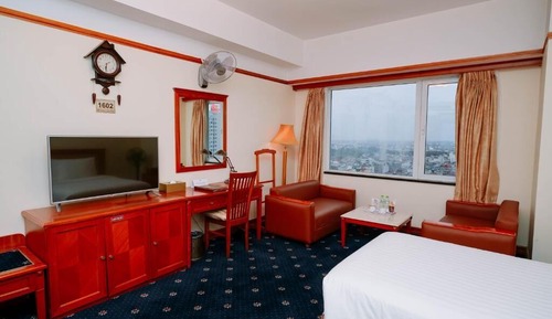 Deluxe Suite Twin