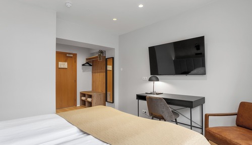 Deluxe Twin Room, Private Bathroom