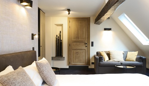 Luxury Suite with Spa Bath and Sofa Bed